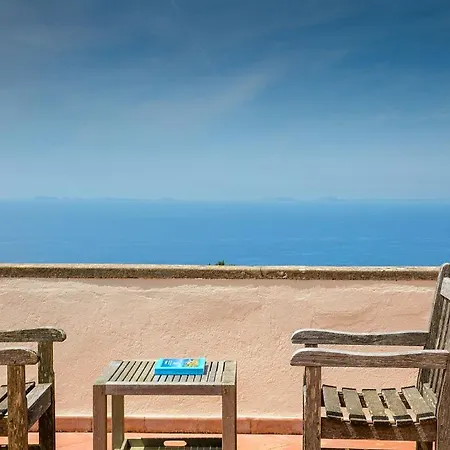 Douglas - Nestled In Nature Villa *